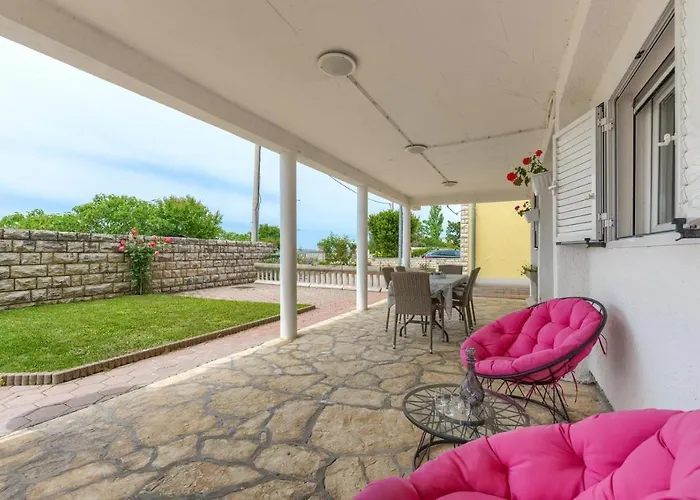 Apartment Pia Mera