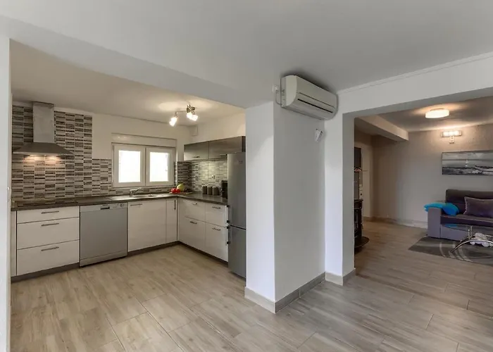 Apartment Pia Mera