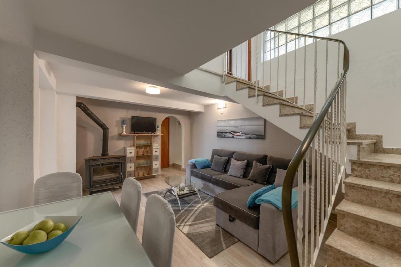 Pia Mera Apartment